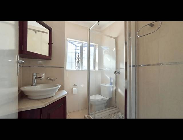 3 BEDROOM HOUSE FOR SALE IN THE WOLDS
